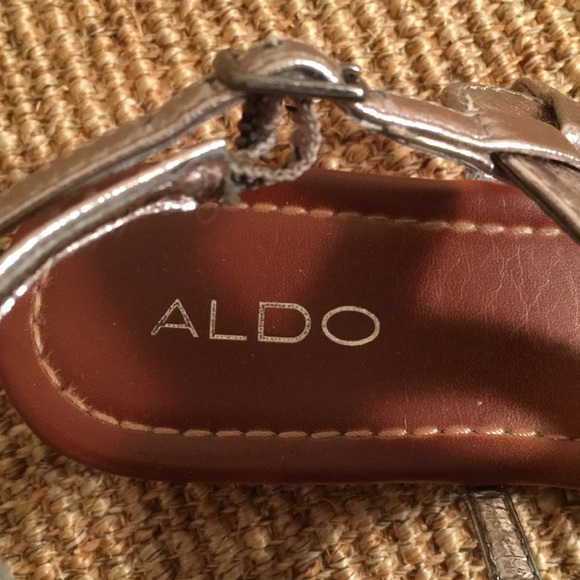 Aldo platinum sandal with 1” heel size 7 - Picture 4 of 8